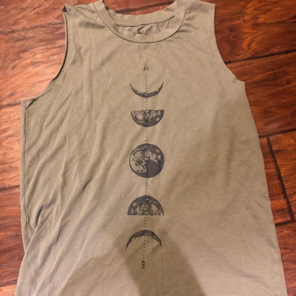 Moon 🌝 muscle tee